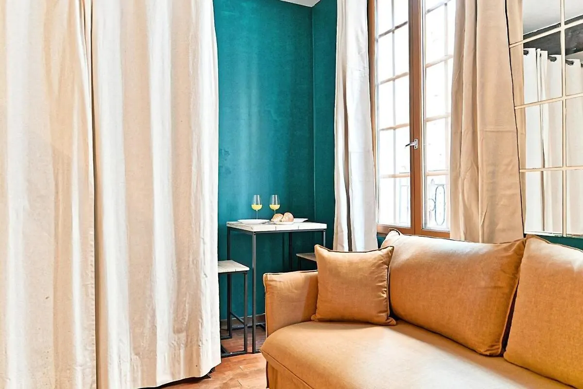 Cozy Studio In The Beautiful Marais Paris 0*,  France